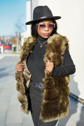 Box Cut Sleeveless Faux Fur Gilet-MLH