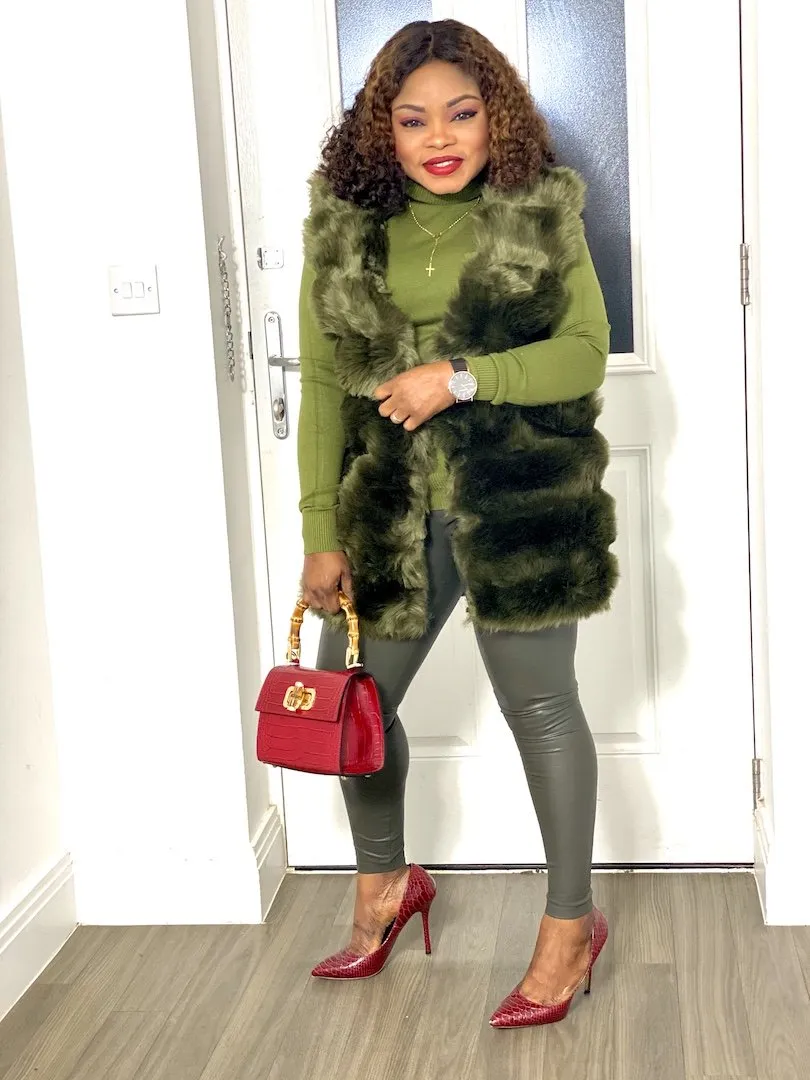 Box Cut Sleeveless Faux Fur Gilet-MLH
