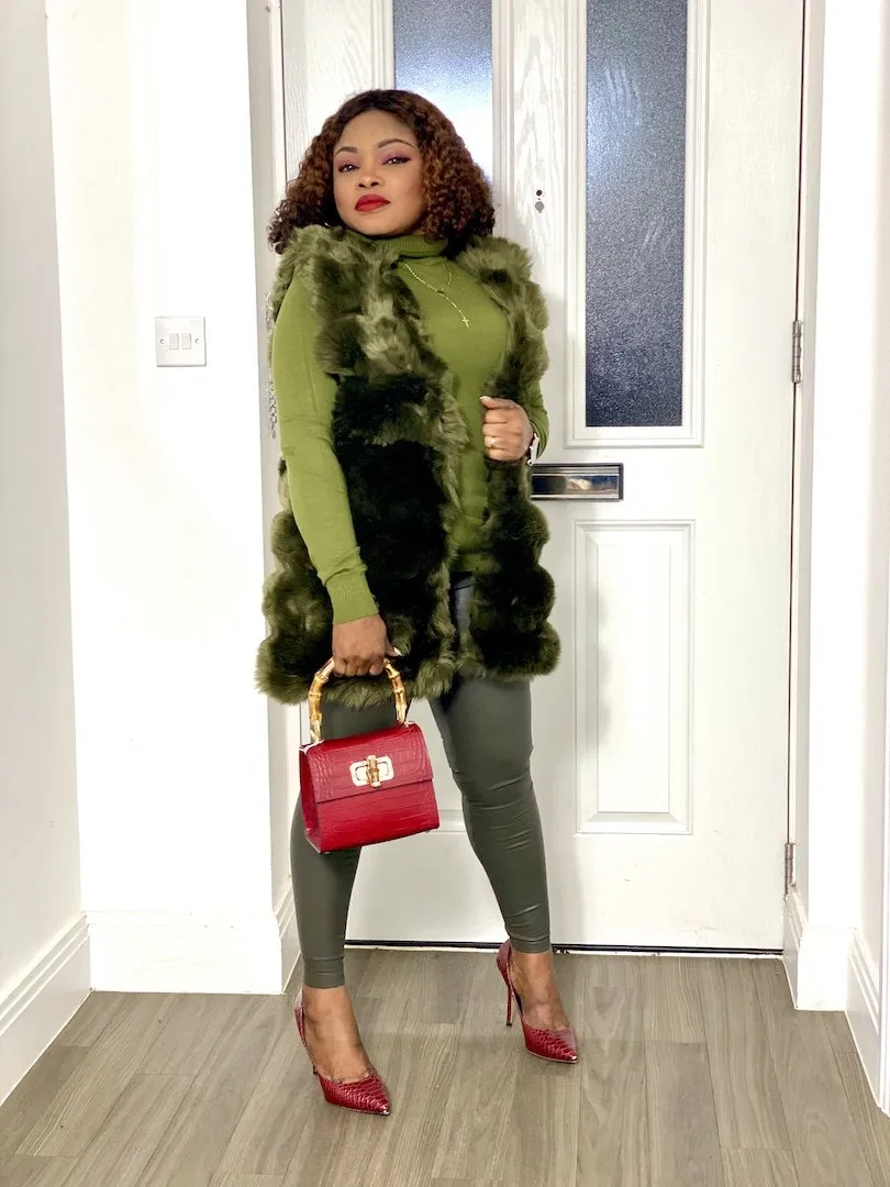 Box Cut Sleeveless Faux Fur Gilet-MLH