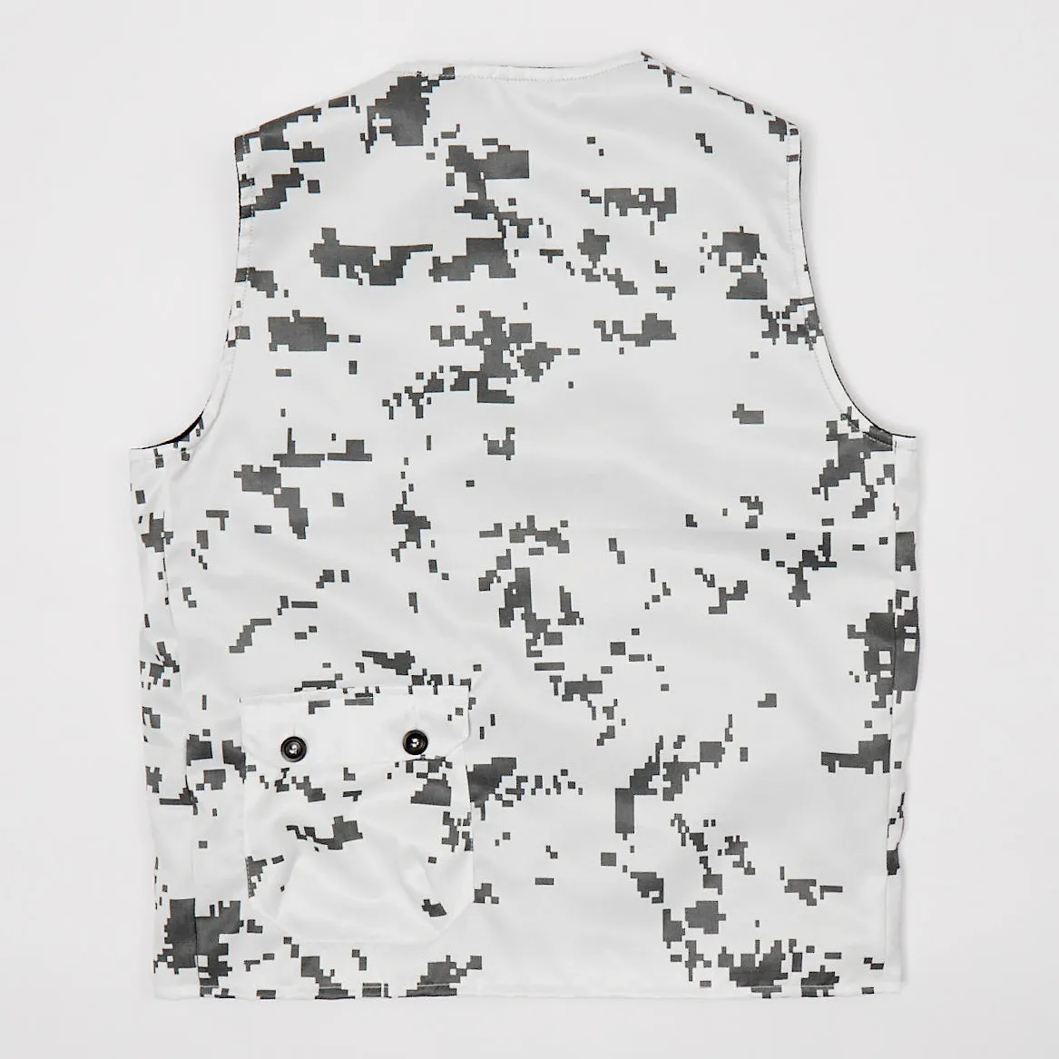 Brompton 2 White MO5 Digi Snow Camo Gilet