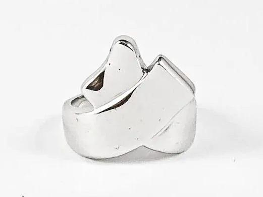 Elegant Unique X Shape Metallic Polished Silver Ring