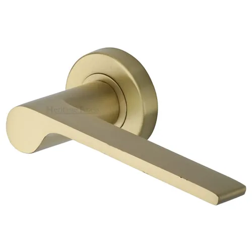 Julia Lever Handle on Round Rose